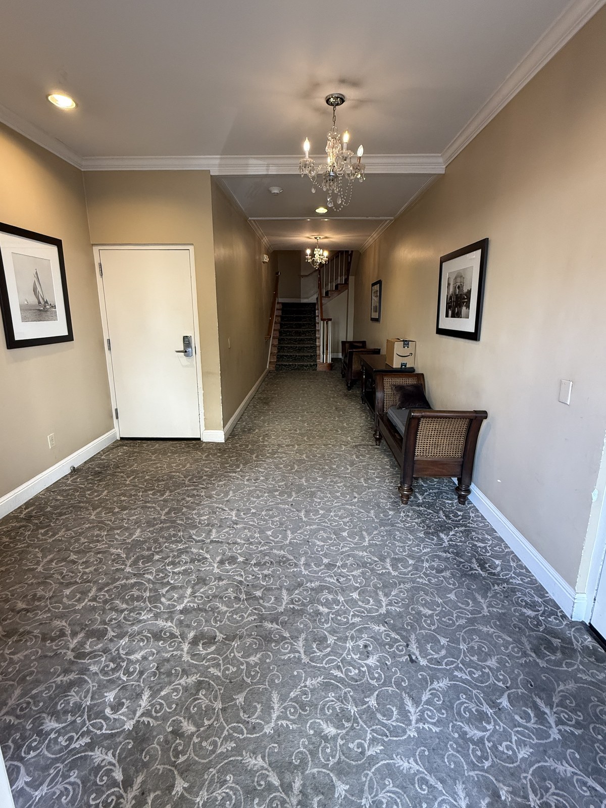 Building entry hallway before the renovation